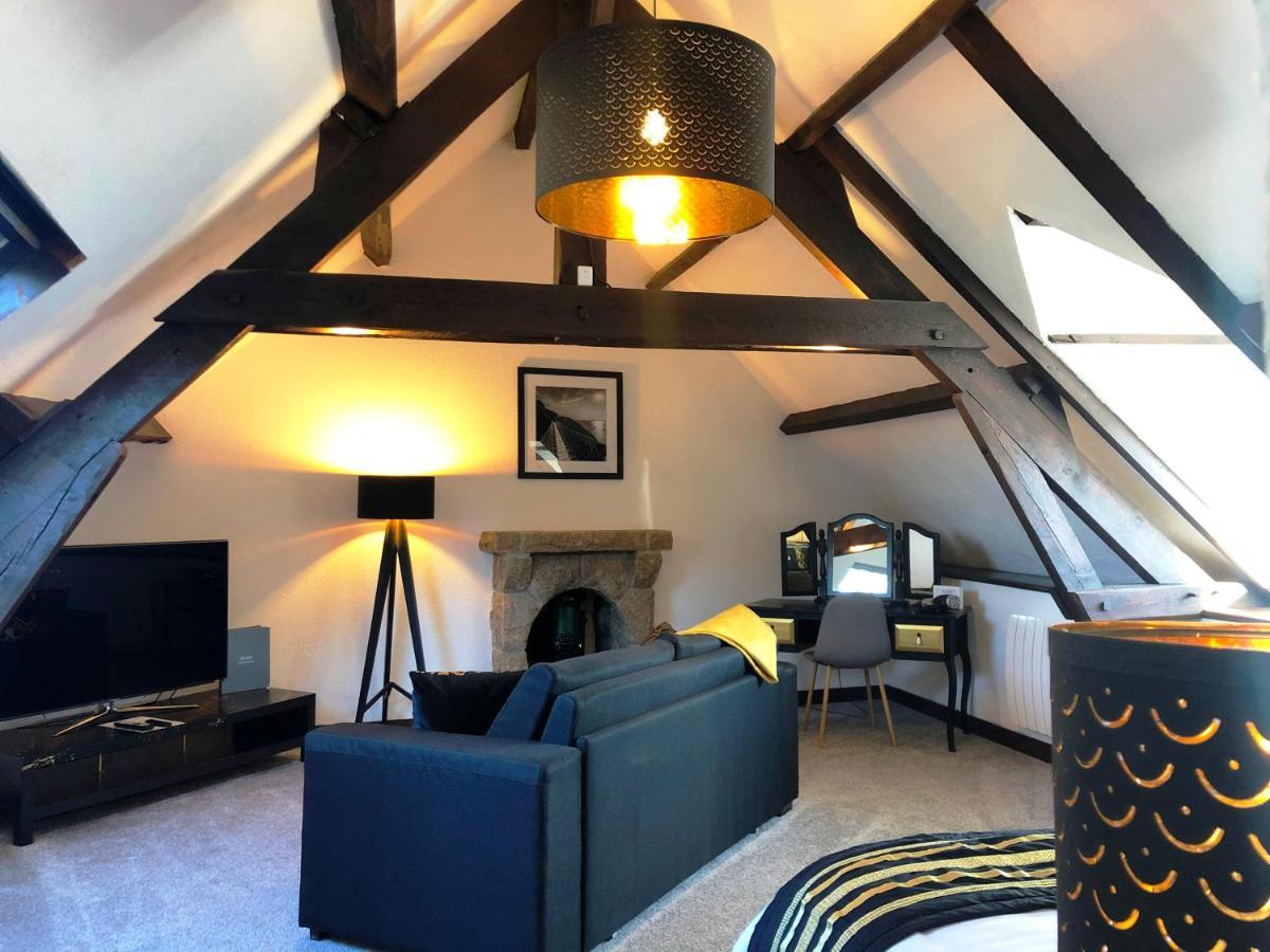 No 6 B&B Landivy Eksteriør billede